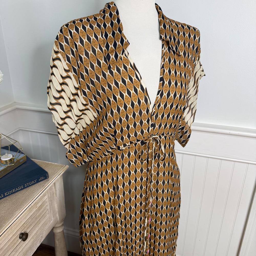 St. John NWT Whitney Mosaic Ecru Cinnamon Multi Geometric Print Midi Dress 12 - Picture 3 of 9